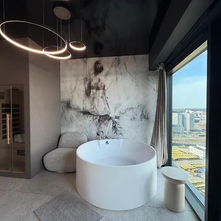 Global L Sky Tower L Premium View L Panoramic Bathtub L Parking