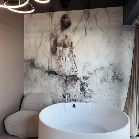 Global L Sky Tower L Premium View L Panoramic Bathtub L Parking