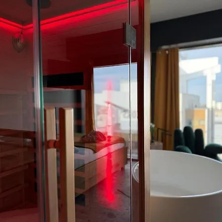 Global L Sky Tower L Premium View L Panoramic Bathtub L Parking كاتوفيتسه