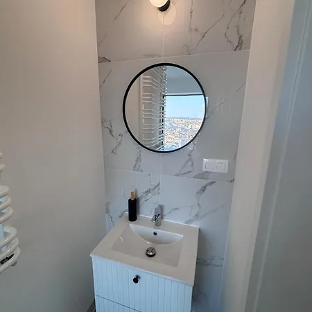 شقة Global L Sky Tower L Premium View L Panoramic Bathtub L Parking *