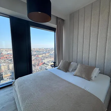 Global L Sky Tower L Premium View L Panoramic Bathtub L Parking شقة