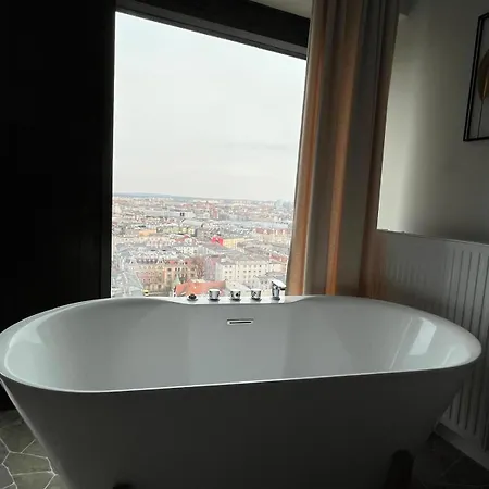Appartamento Global L Sky Tower L Premium View L Panoramic Bathtub L Parking